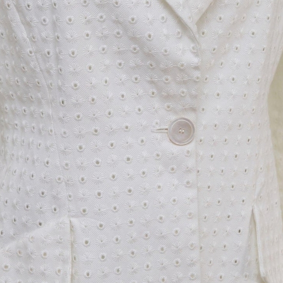 VALENTINO White Blazer Jacket Eyelet Cotton Viscose Long Sleeve Lined Size 6 - Picture 10 of 17